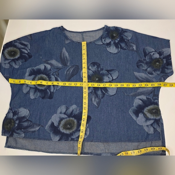 Boxy Floral Blue Cotton Blend Top Lg - Picture 3 of 5